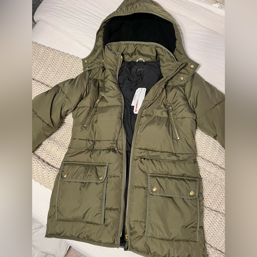 J Crew Chateau puffer jacket with PrimaLoft AF012